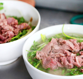 Phở tái